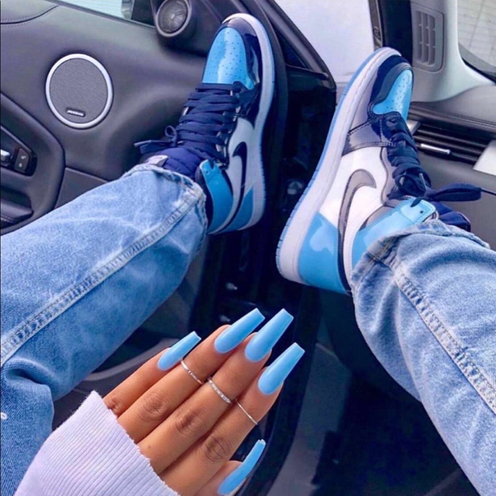 Meet your Posher, Ani